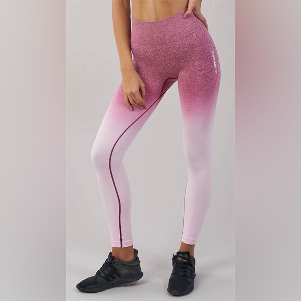 OG Gymshark Seamless Ombré Set in hot/light pink